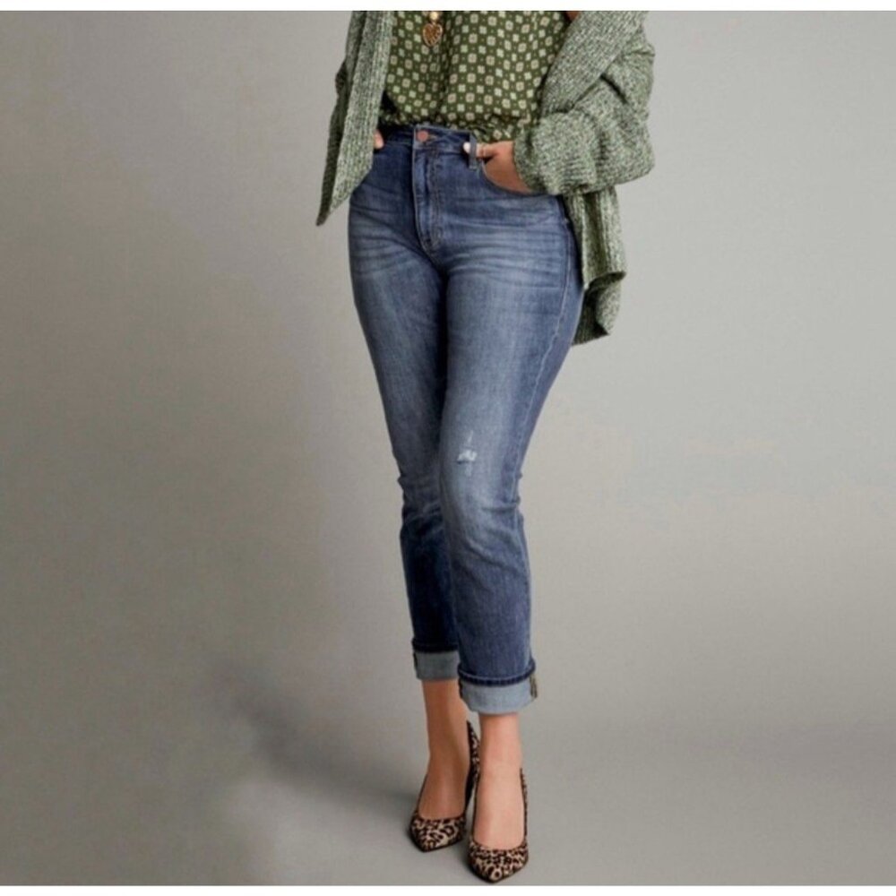 CAbi #3940 Higher Straight High Waist Denim Jeans Size 14